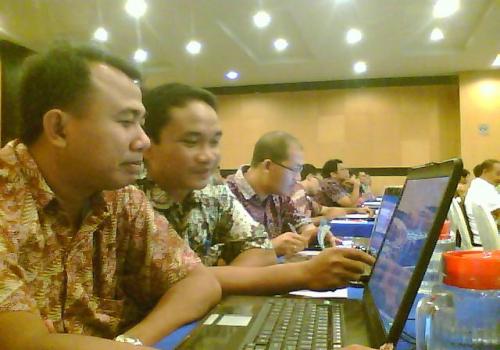 PERTEMUAN PENYUSUNAN E-PLANING PROGRAM BUK UNTUK DANA TP, DAK DAN DEKONSENTRASI DI HOTEL ASTON