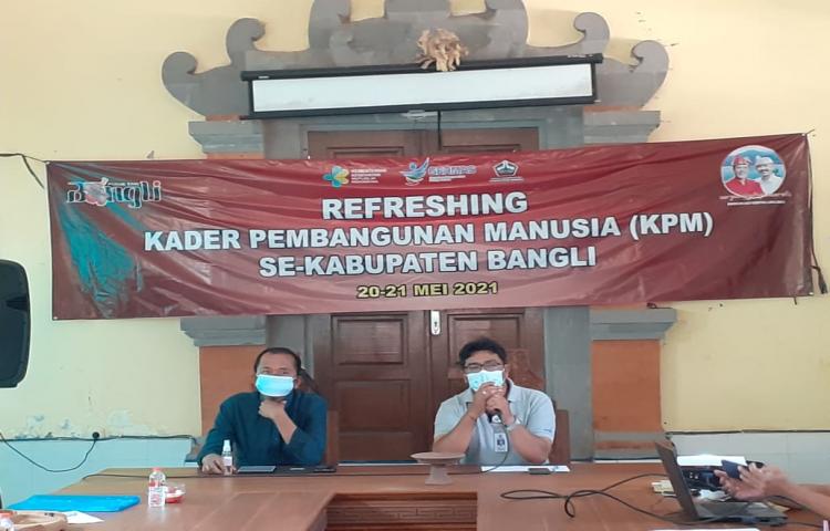 Dinas Kesehatan Bangli Menggelar Refresing Kader Pembangunan Manusia (KPM)